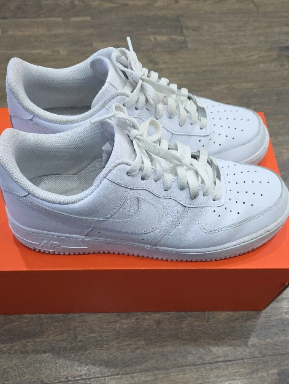 Nike White Leather Low-Top Sneakers